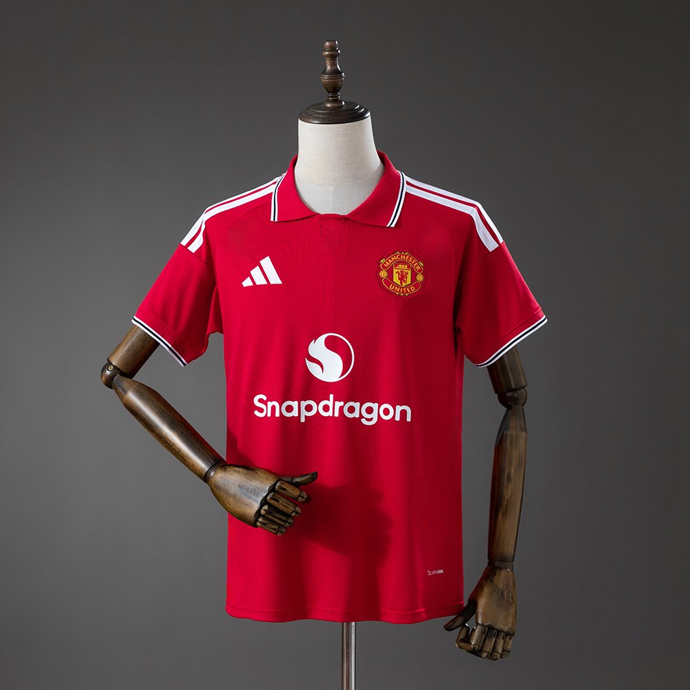 Manchester United 2026/27 Local