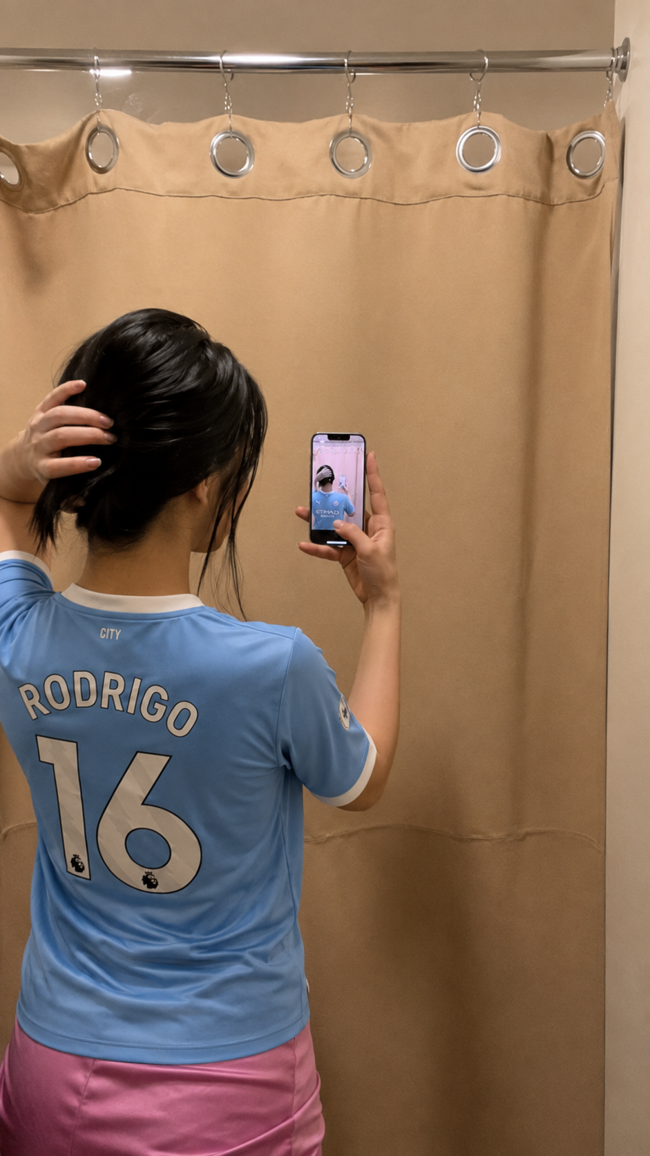 Foto de Cristina Ruiz con su camiseta